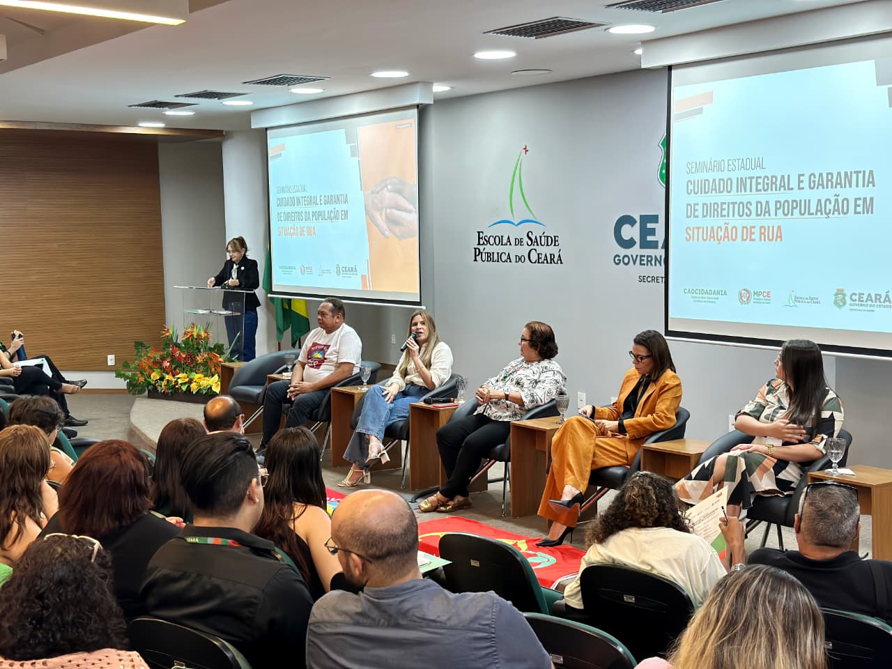 Seminário realizado pela ESP/CE debate garantia de direitos à população em situação de rua